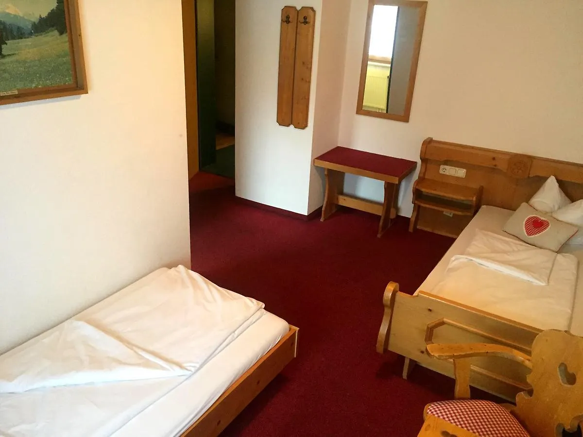 Landgasthof Kirchmayer Farchant Hotel