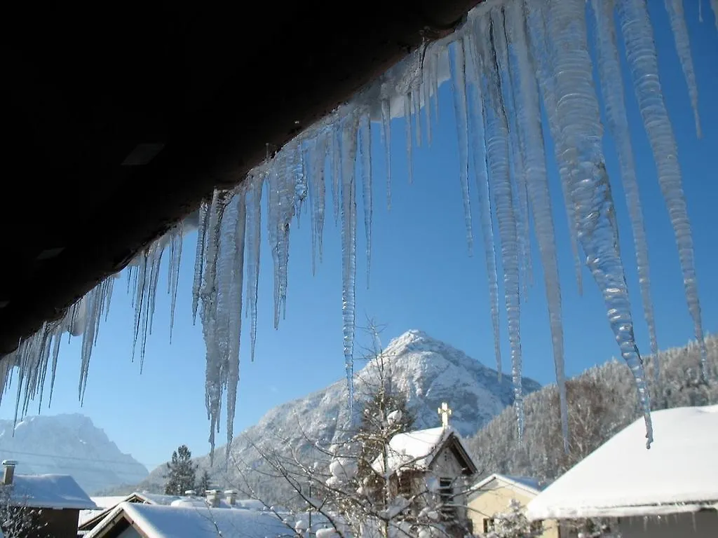 Landgasthof Kirchmayer Farchant 2*,  Tyskland